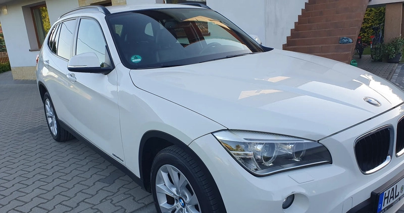 BMW X1 cena 38900 przebieg: 209000, rok produkcji 2012 z Zelów małe 781